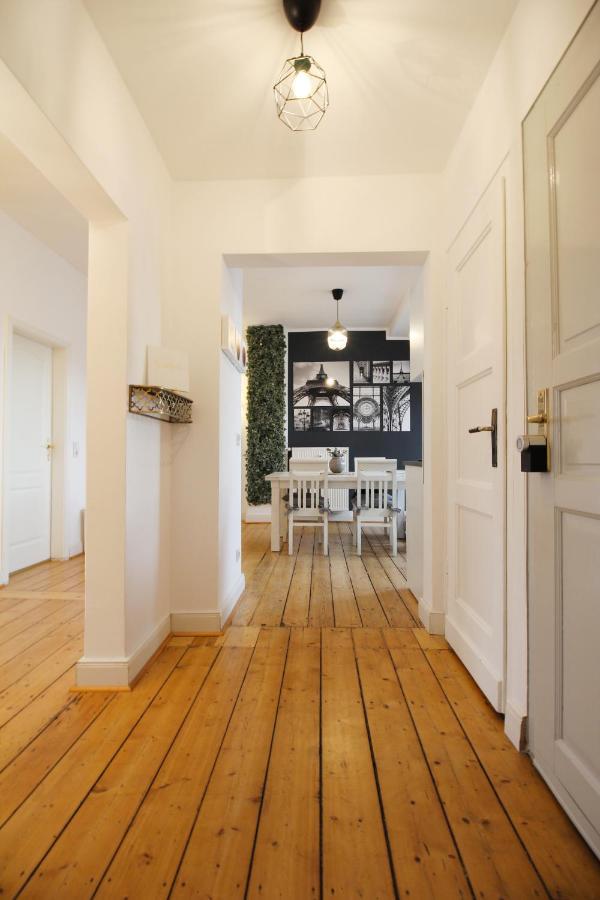 Secret Hideaways Boho Artstudio Mit Smarthome Nahe City L Messe L Hbf Дуйсбург Экстерьер фото