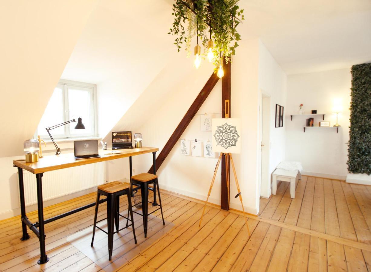 Secret Hideaways Boho Artstudio Mit Smarthome Nahe City L Messe L Hbf Дуйсбург Экстерьер фото