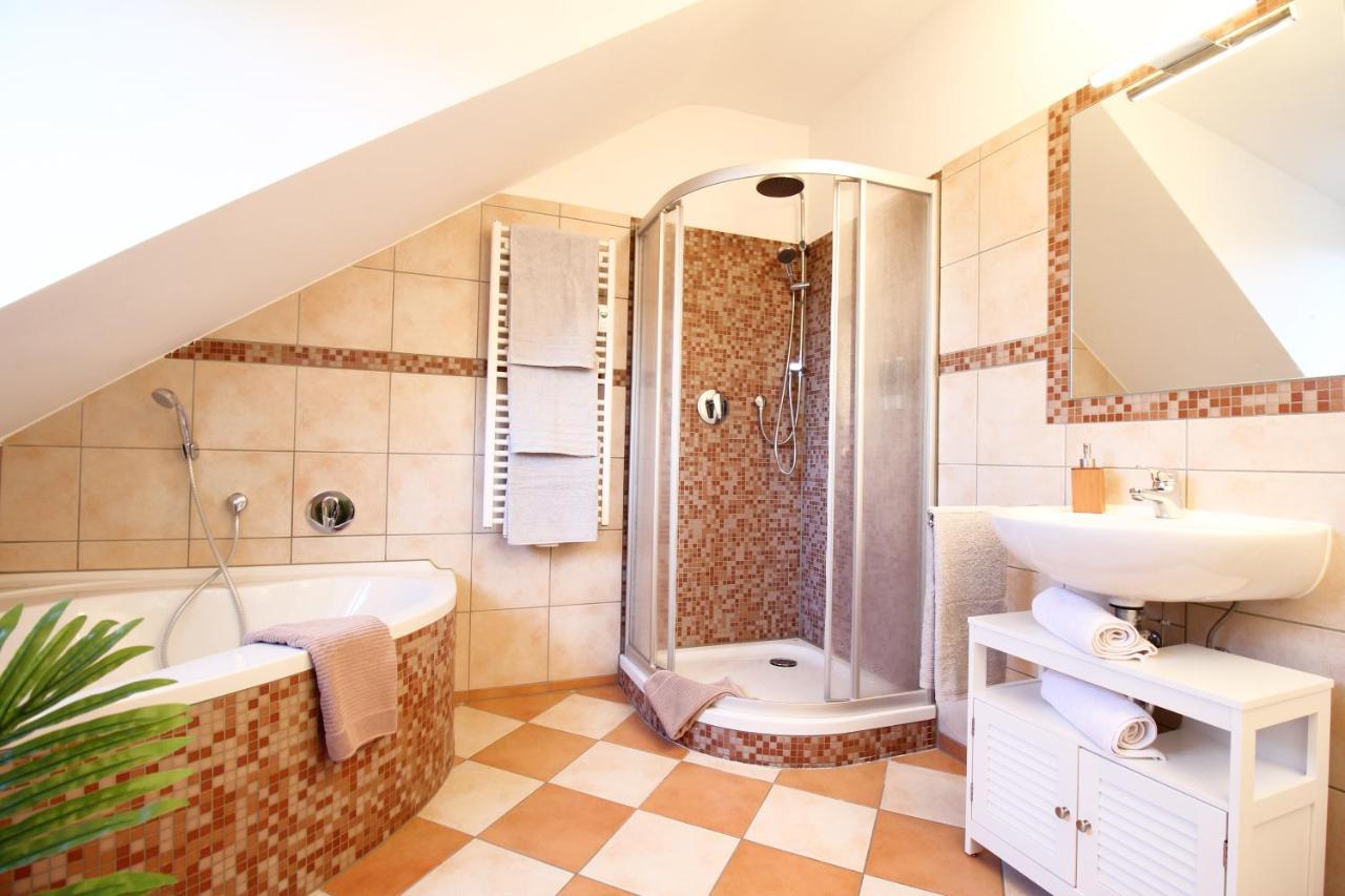 Secret Hideaways Boho Artstudio Mit Smarthome Nahe City L Messe L Hbf Дуйсбург Экстерьер фото
