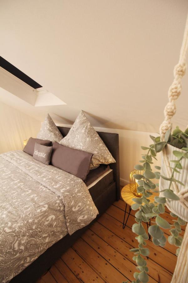 Secret Hideaways Boho Artstudio Mit Smarthome Nahe City L Messe L Hbf Дуйсбург Экстерьер фото